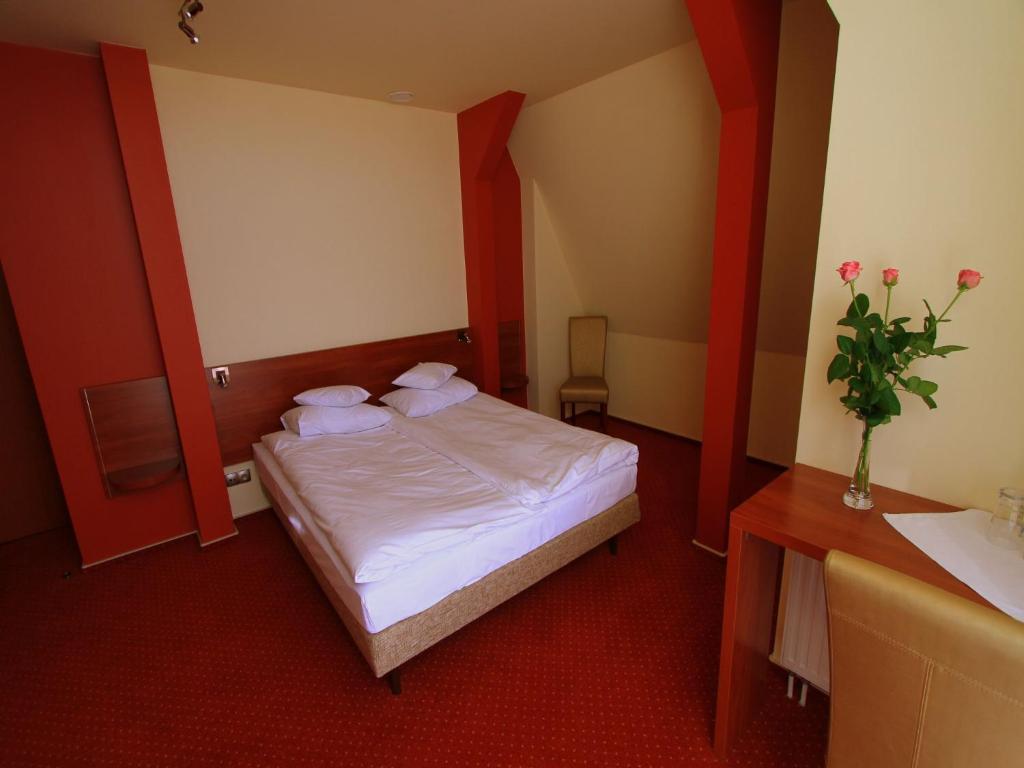 Hotel Rydzewski Elk Exterior photo